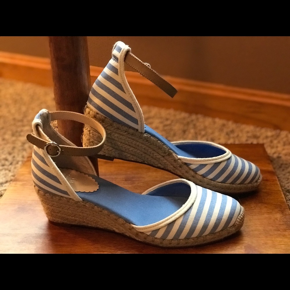 Crown & Ivy Nautical Stripe Wedges